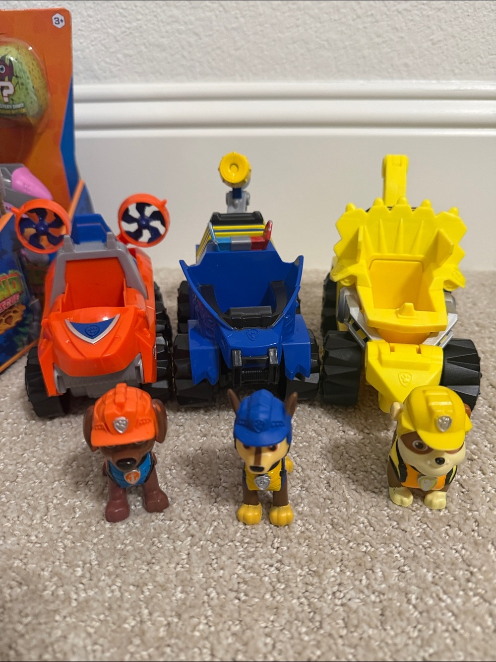 Paw Patrol Dino Rescue Marshall & Skye NIB, Zuma, Rubble and Chase - Picture 8 of 9
